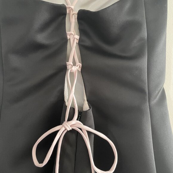 Old money cocktail dress. - Picture 4 of 11